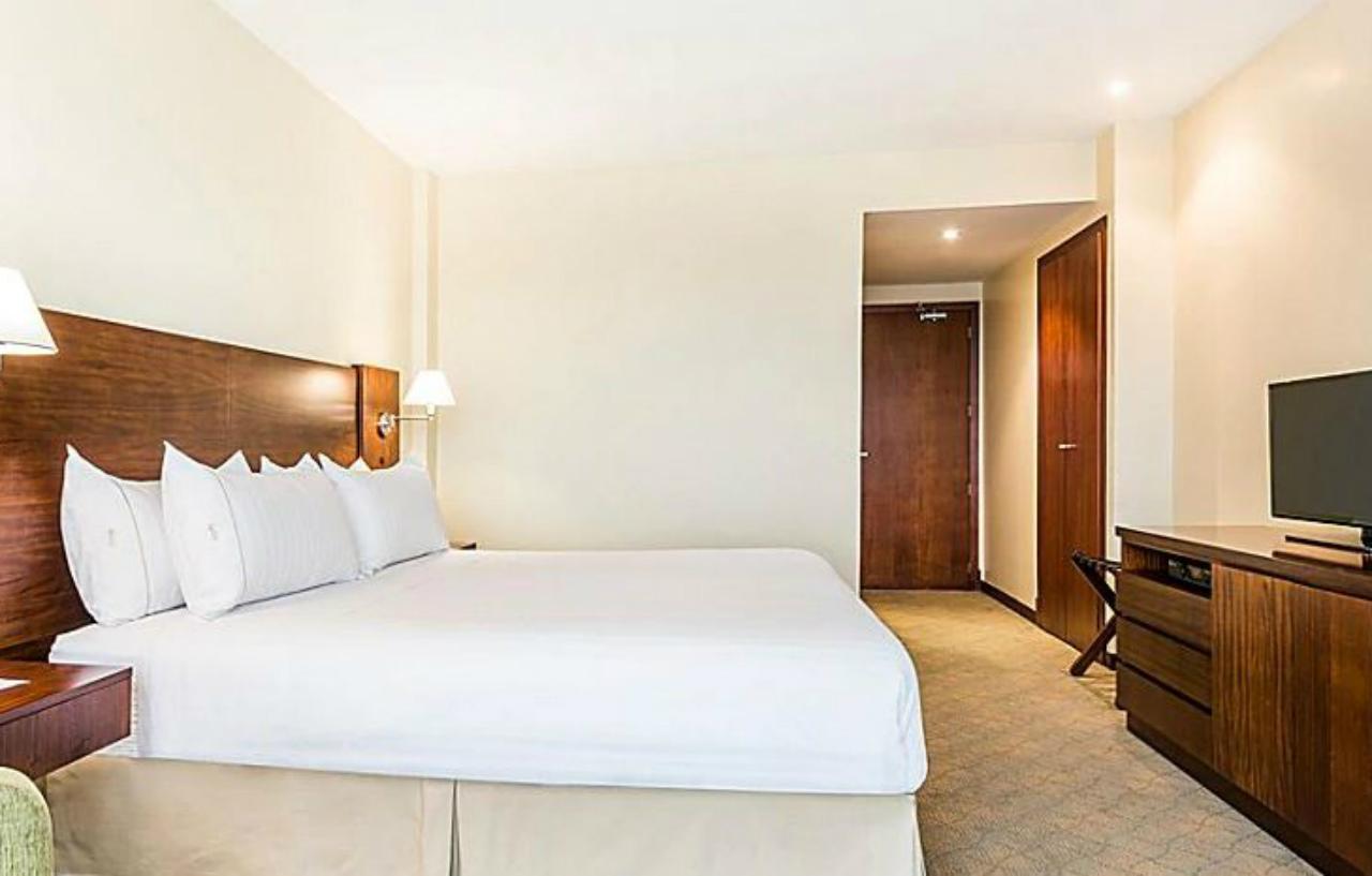 Holiday Inn Express Quito By Ihg Exterior foto